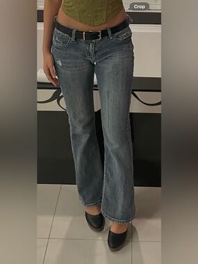 Classic Women's Flared Jeans in Medium Blue